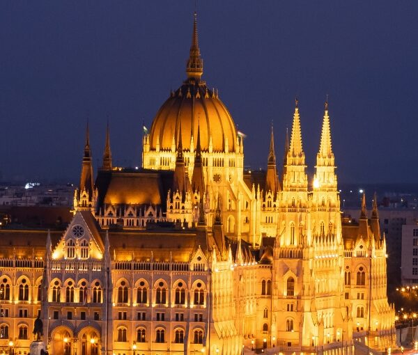 budapest en grupo single
